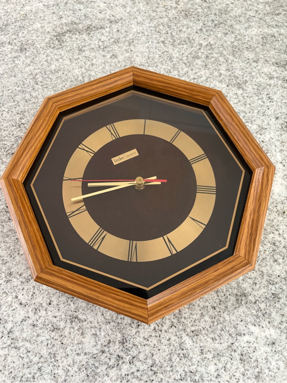 Vintage Linden Quartz clock free standing or wall hanging oak frame works